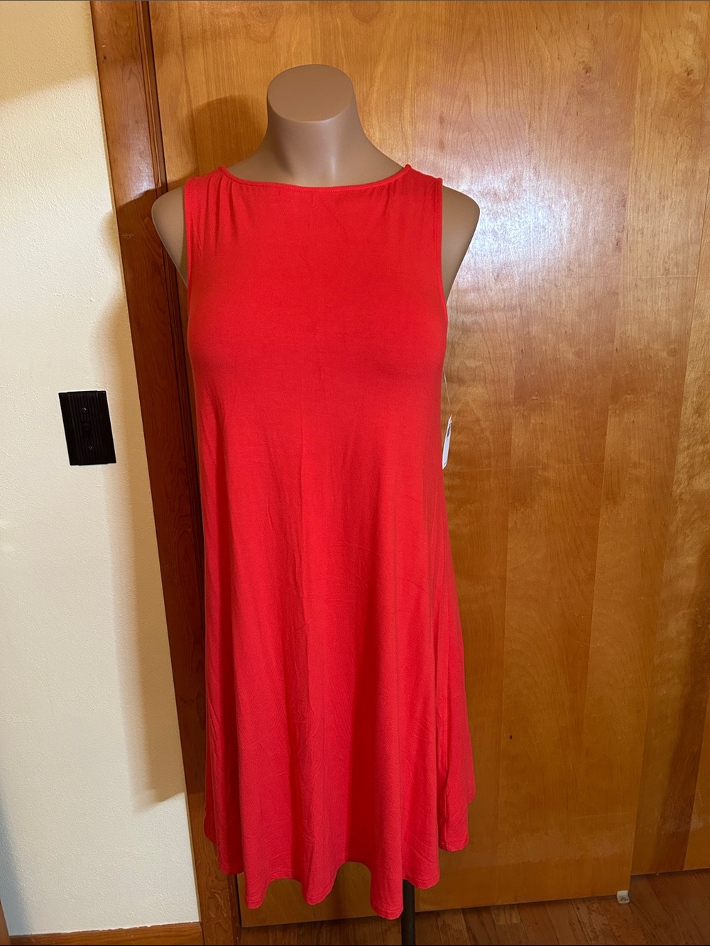 Sleeveless pink dress
